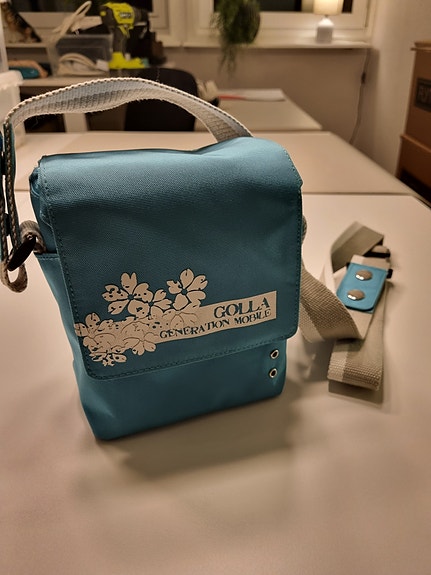 Product image 1 of 2
