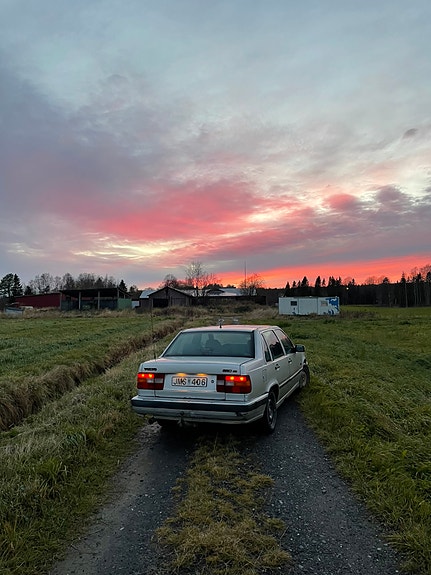 Volvo 850 3 of 8