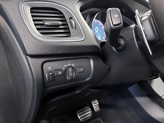 Volvo V40 29 of 30