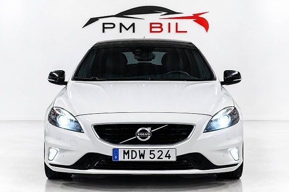Volvo V40 2 of 30