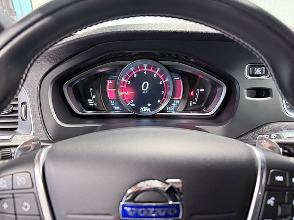 Volvo V40 24 of 30