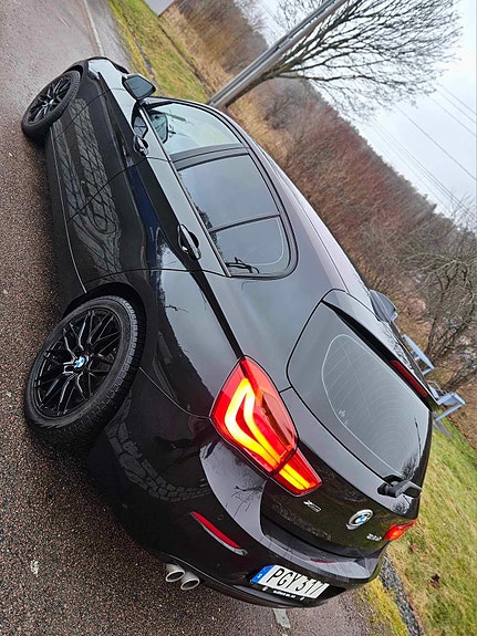 BMW 120d 3 of 5