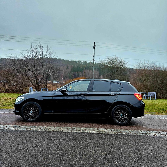 BMW 120d 5 of 5