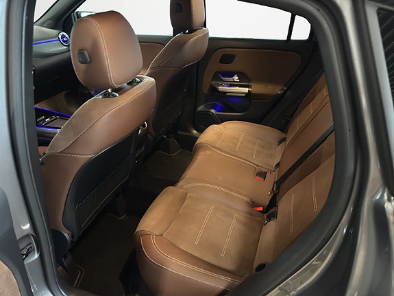 Mercedes-Benz GLA 250 e 13 of 19