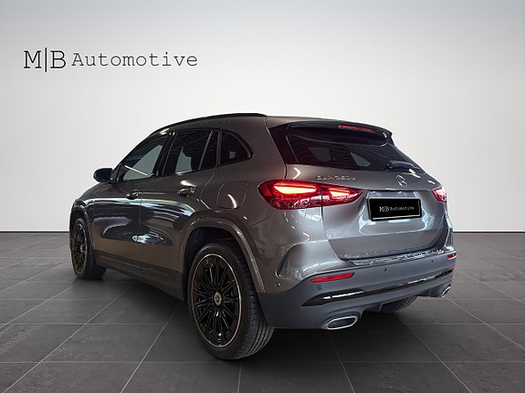 Mercedes-Benz GLA 250 e 4 of 19