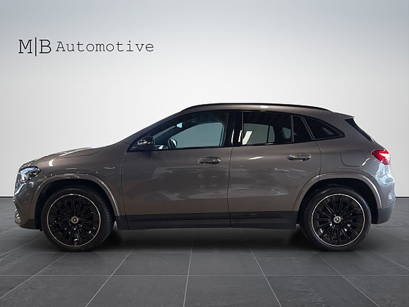 Mercedes-Benz GLA 250 e 3 of 19