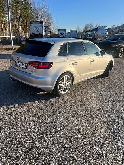 Audi A3 4 of 5