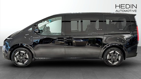 Hyundai Staria 6 of 13