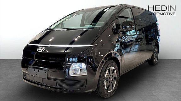 Hyundai Staria 8 of 13