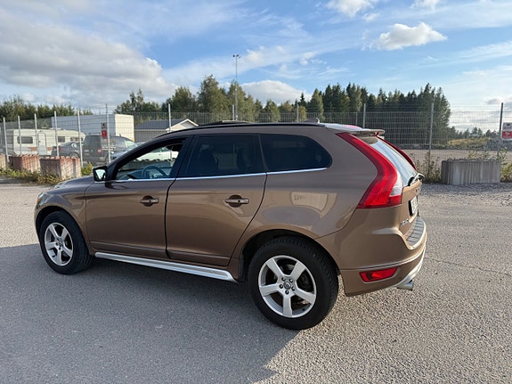 Volvo XC60 5 of 8
