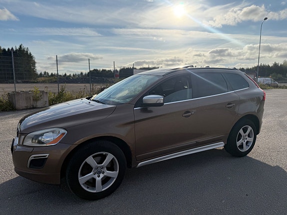 Volvo XC60 4 of 8