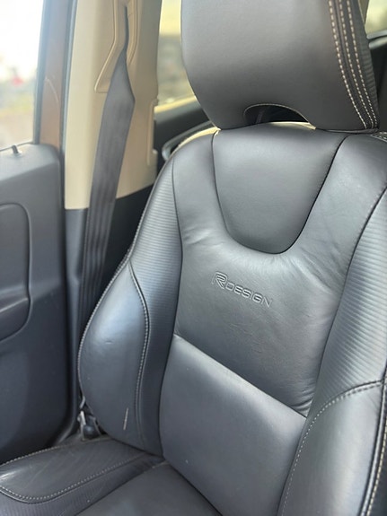 Volvo XC60 8 of 8