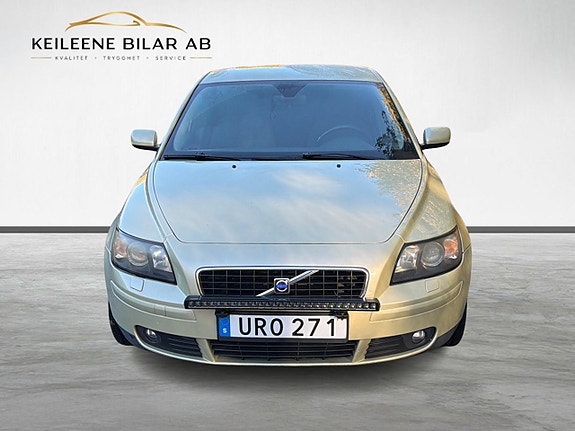 Volvo S40 4 of 21