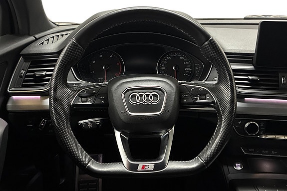 Audi Q5 16 of 27