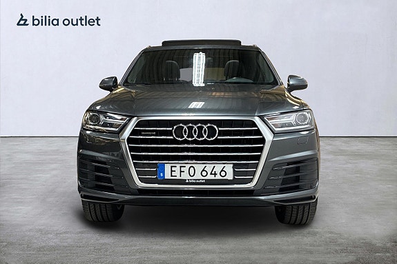 Audi Q7 3 of 25
