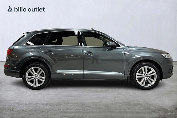 Audi Q7 5 of 25