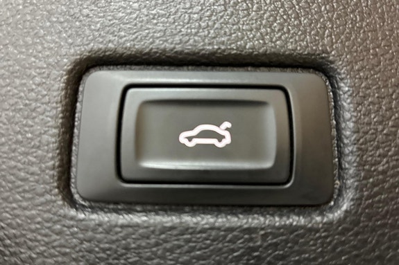 Audi Q7 25 of 25