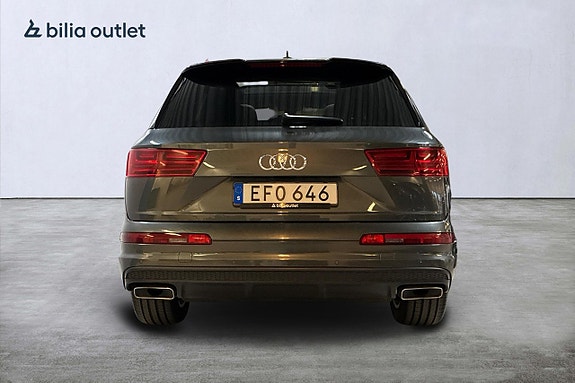 Audi Q7 7 of 25