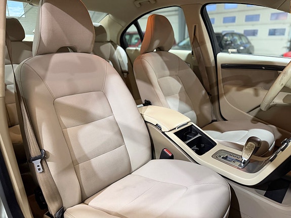 Volvo S80 13 of 22