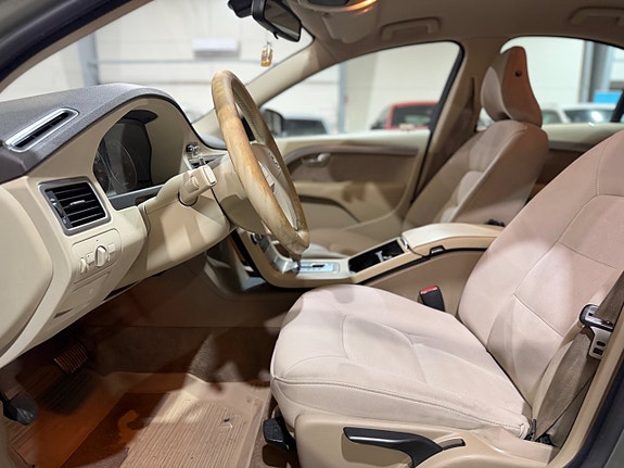 Volvo S80 11 of 22