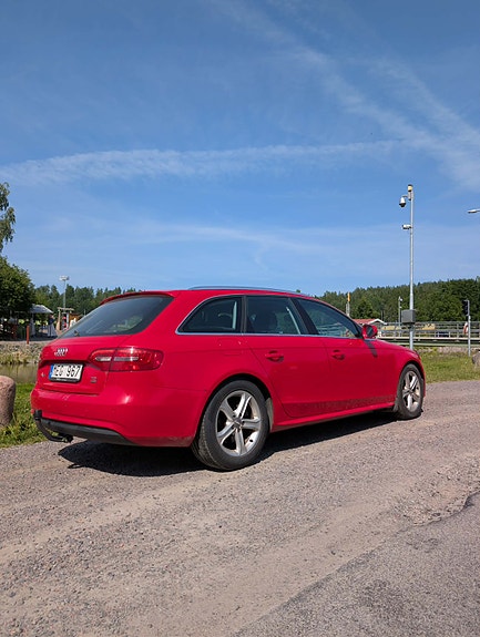 Audi A4 3 of 8