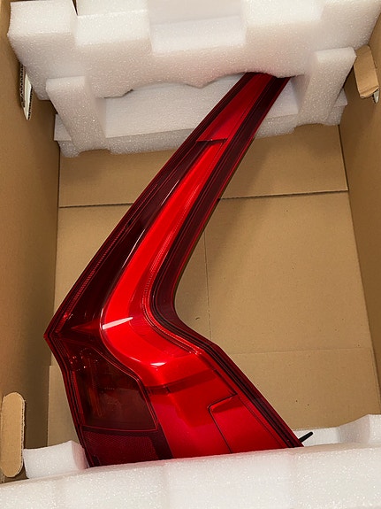 Product image 1 of 3