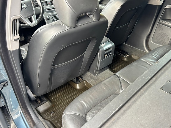 Volvo V70 5 of 10