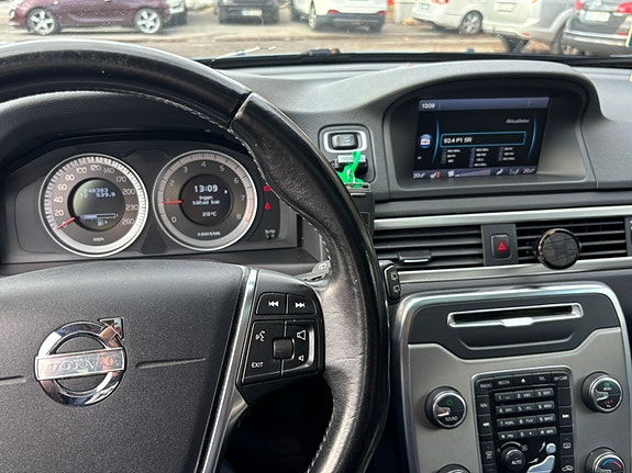 Volvo V70 7 of 10