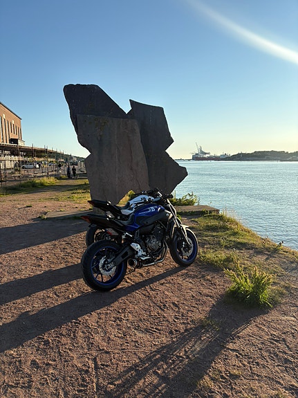Yamaha MT-07 5 of 6
