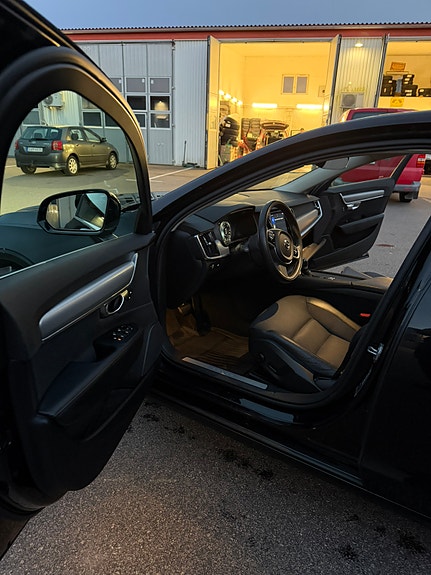 Volvo S90 6 of 13