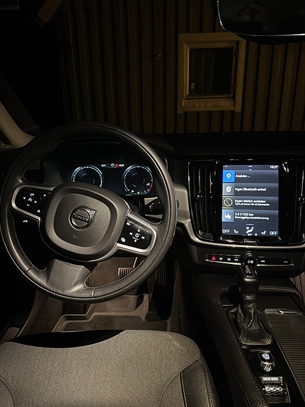 Volvo S90 9 of 13