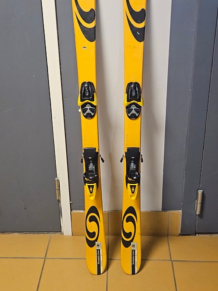 Product image 1 of 9