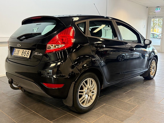 Ford Fiesta 8 of 8