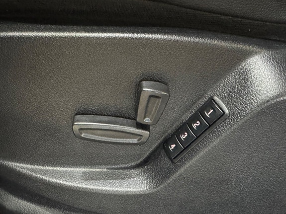Ford S-MAX 11 of 17
