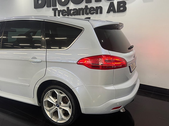 Ford S-MAX 5 of 17