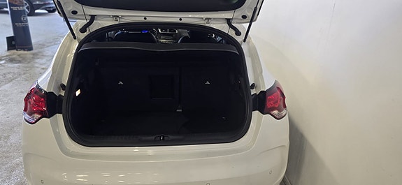 Citroen DS4 7 of 16