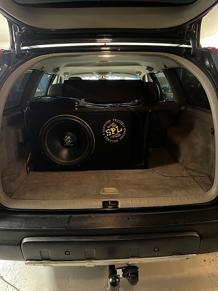 Volvo XC70 8 of 17