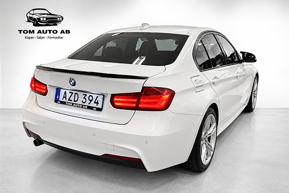 BMW 320d 9 of 30
