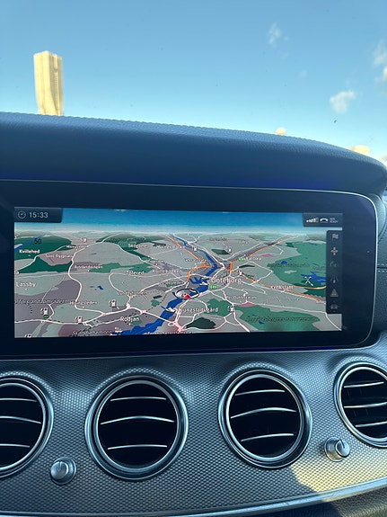 Mercedes-Benz E 220 d 17 of 19