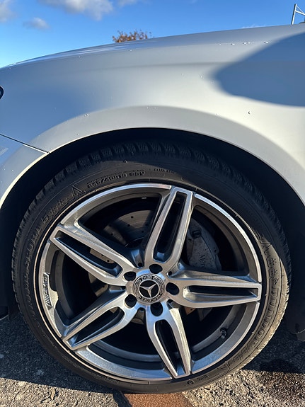 Mercedes-Benz E 220 d 15 of 19