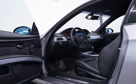 BMW 335i 6 of 17