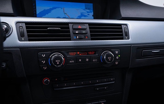 BMW 335i 14 of 17