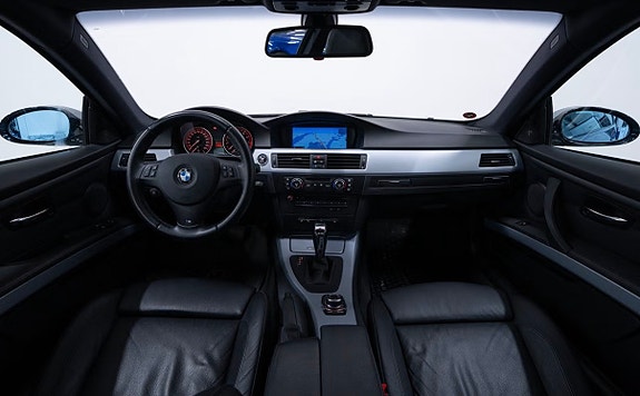 BMW 335i 11 of 17