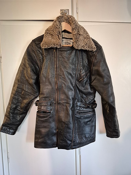 Product image 1 of 7