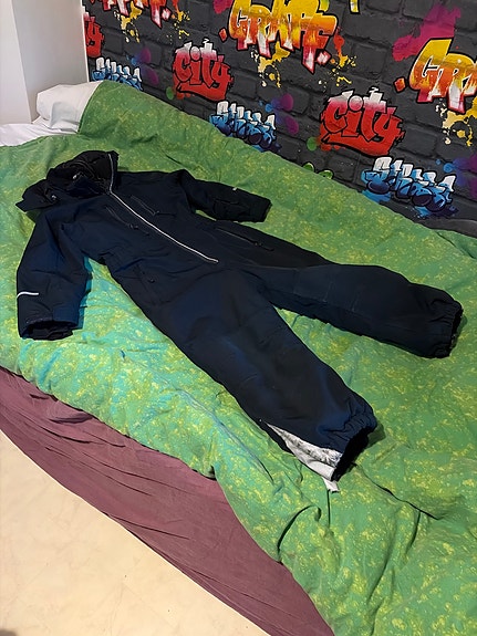 Product image 1 of 3