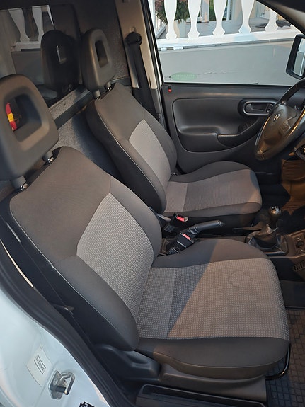 Opel Combo 7 of 7