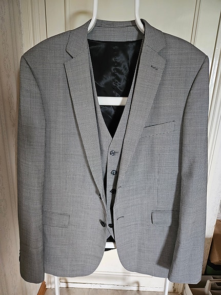 Product image 1 of 10