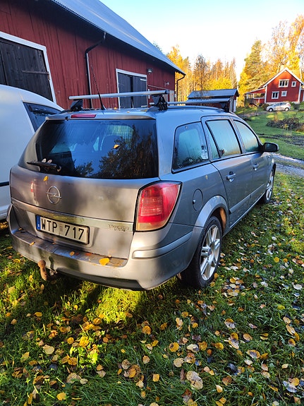 Opel Astra 3 of 3
