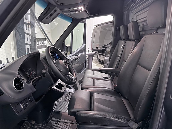 Mercedes-Benz Sprinter 319 5 of 7