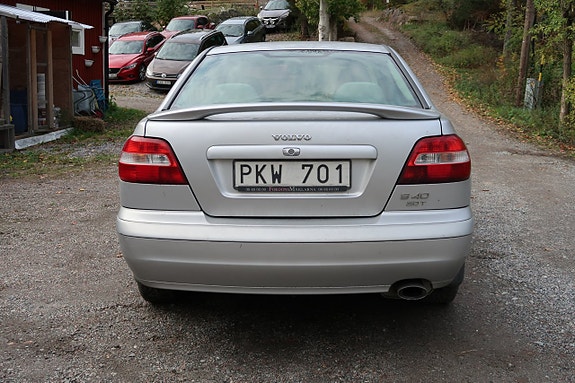 Volvo S40 4 of 9